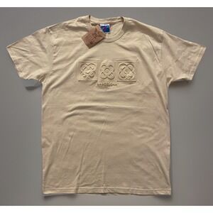 New Barcelona Spain Short Sleeve T-Shirt Safon 3D Graphic Beige Large NWT JBHS